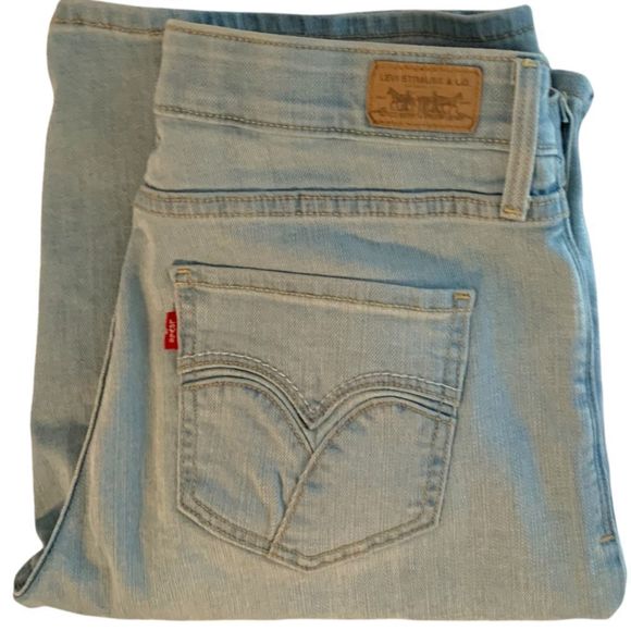 Levi’s The Original Jean 525 Perfect Waist Light Wash Jean Shorts 6 (E-009) - Picture 9 of 11